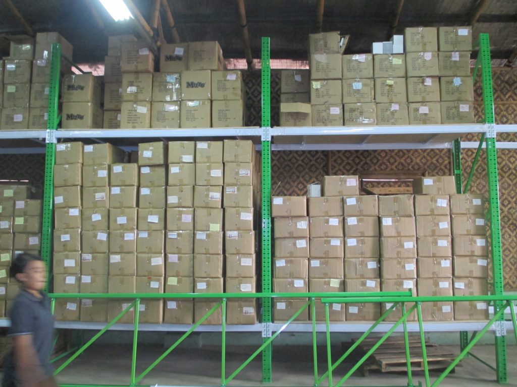 WAREHOUSE PALLET RACKING SYSTEM INDONESIA